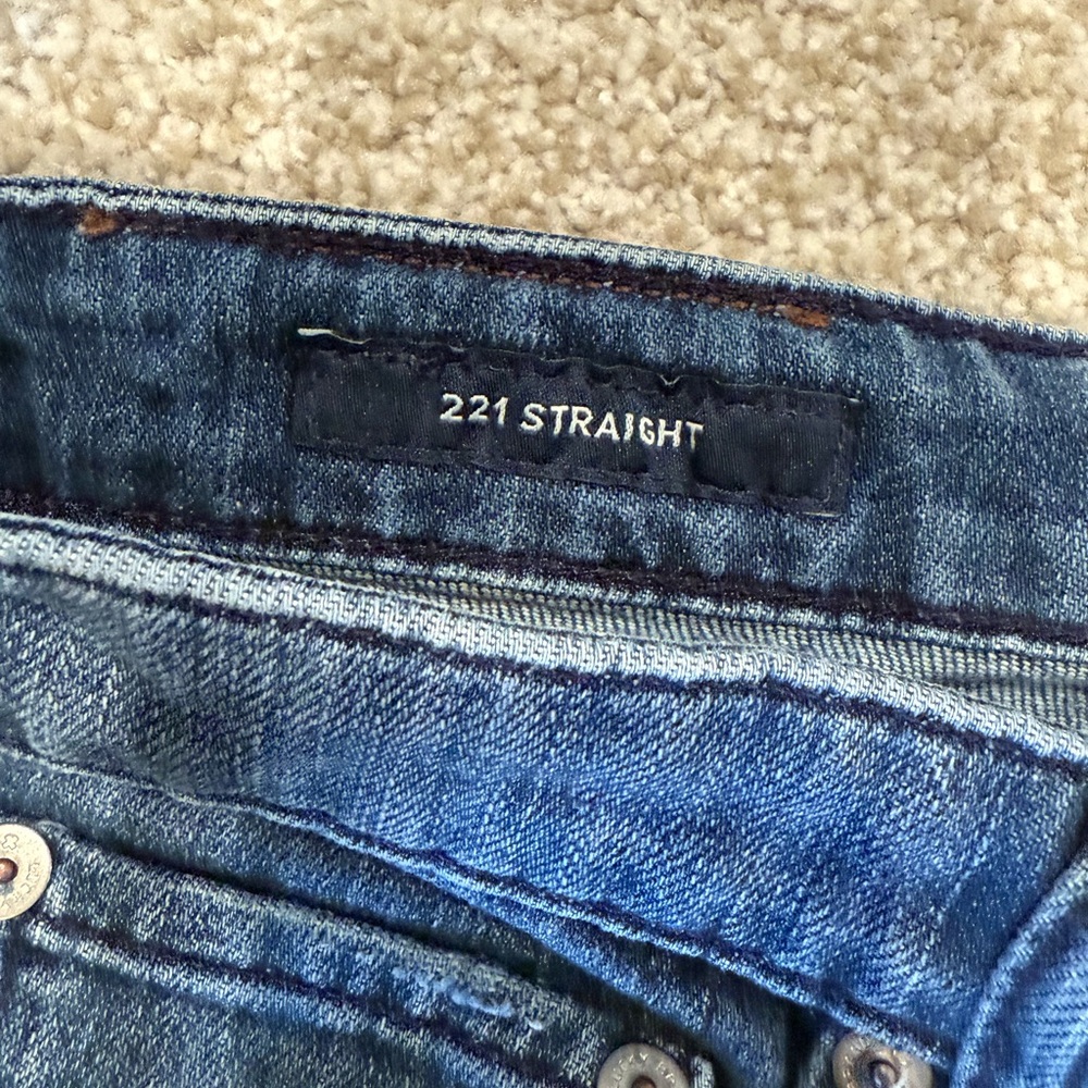 Set of 4 Lucky Brand Men’s 221 Straight-Fit Lucky Jeans - Picture 5 of 6